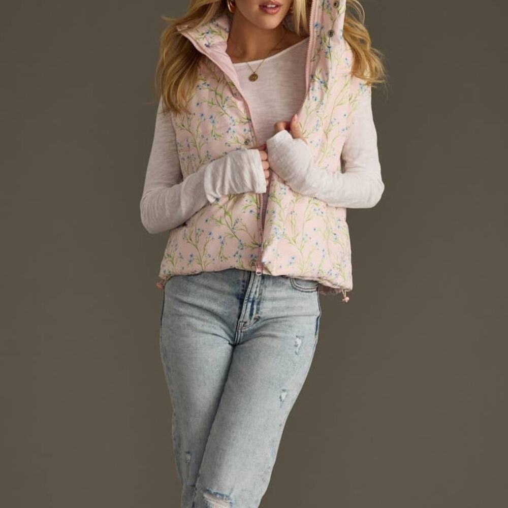 Light Pink Floral Puffer Vest - Picture 9 of 9
